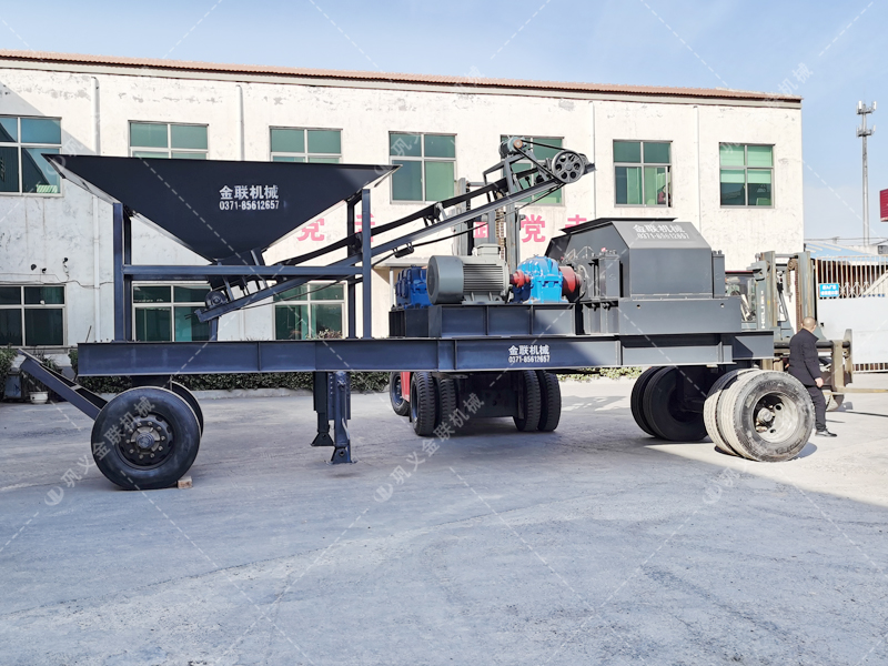 2PG1200x800移动式对辊制砂机设备发货图片