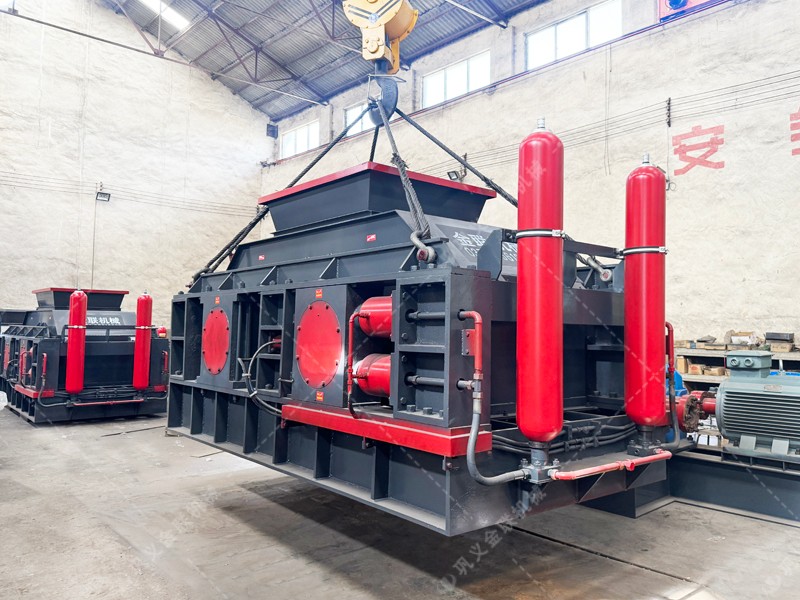 硅铁破碎机_小型硅铁破碎机价格,多晶硅粉碎机图片