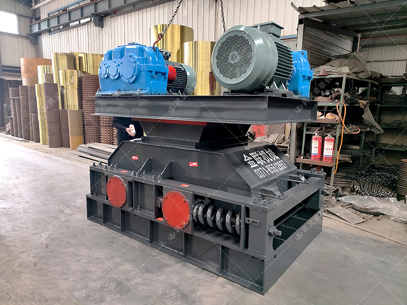 选择困难症？看完这篇你就知道双齿辊破碎机有多香！